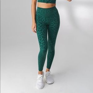 The Lux Pant - Panther Forest 🌲 XL - NWT